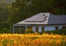 Fotovoltaika nabízí efektivní řešení pro moderní domácnosti a firmy house, grass, sunset