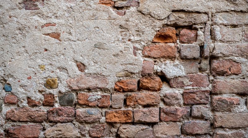 Background Brick Wall Texture - FilipFilipovic / Pixabay