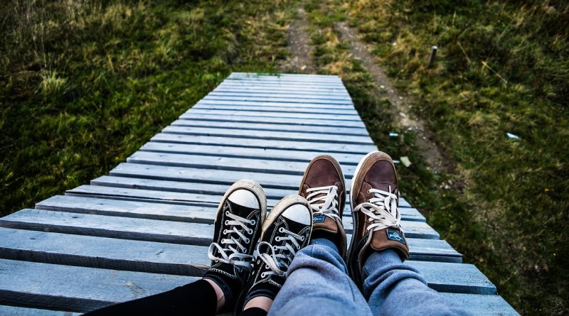 Boots Feet Footwear Traba Downhill - Tereza106 / Pixabay