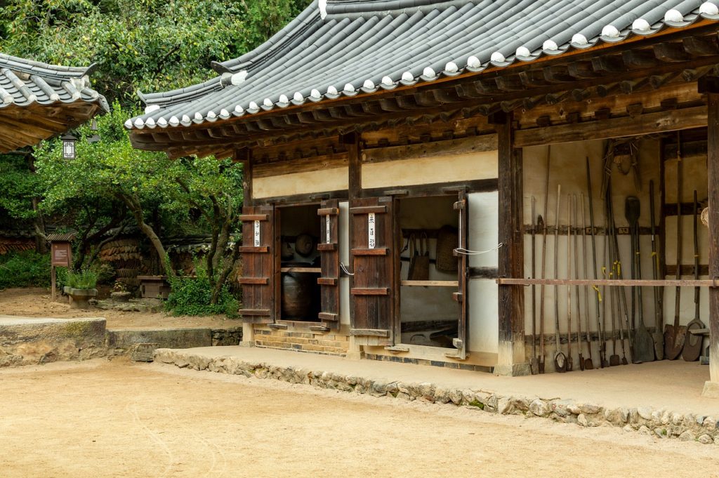 Hanok House Facade Exterior - AKuptsova / Pixabay