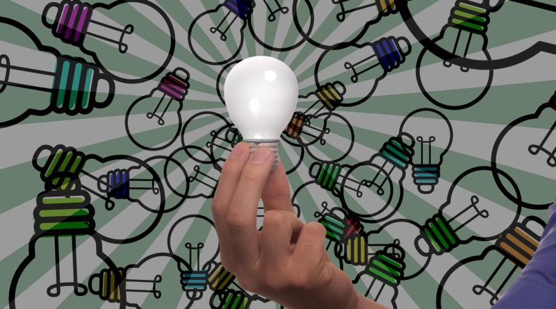 Light Bulb Hand Idea Light - geralt / Pixabay