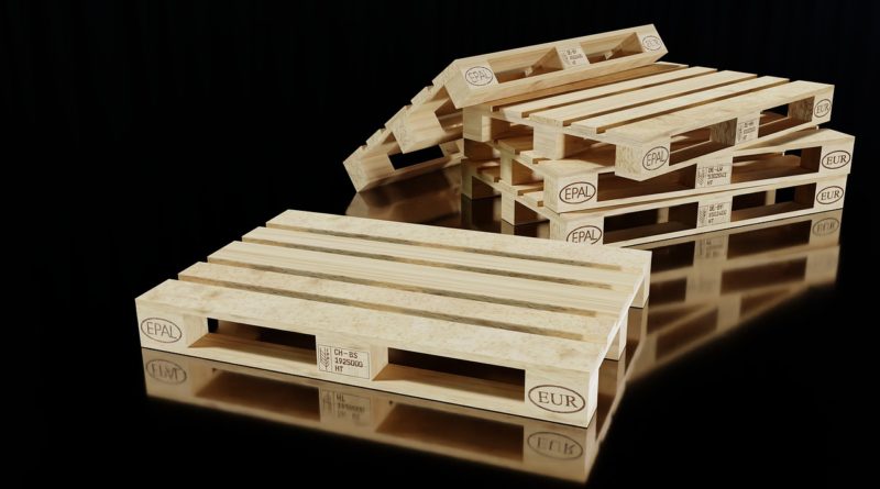 Pallets Wooden Pallets Transport  - MasterTux / Pixabay