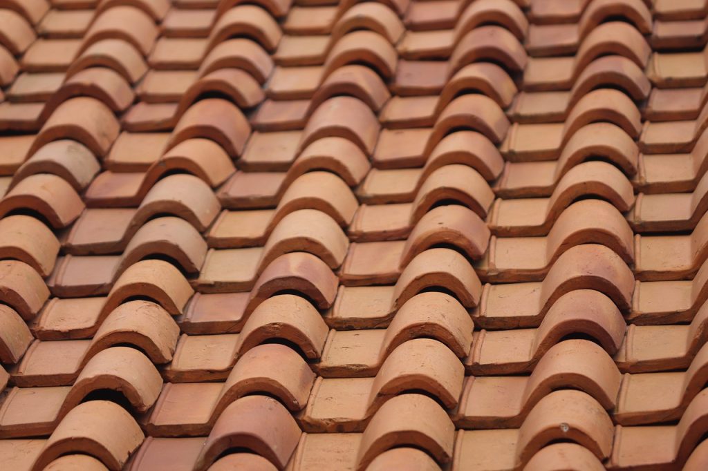 Roof Tiles Clay Tiles Architecture - mufidpwt / Pixabay