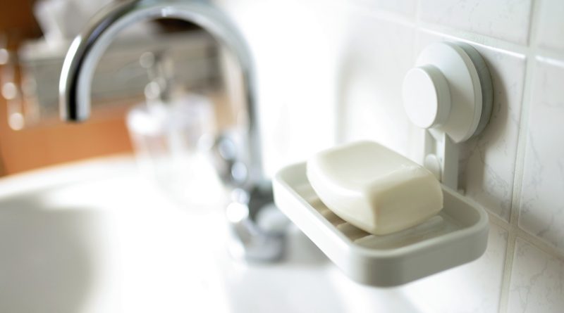 Soap Soap Piece Piece Of Soap  - congerdesign / Pixabay