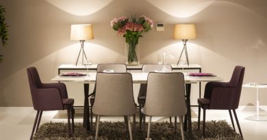 Table Chair Invite Food Light  - Engin_Akyurt / Pixabay