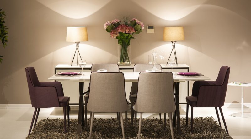 Table Chair Invite Food Light - Engin_Akyurt / Pixabay